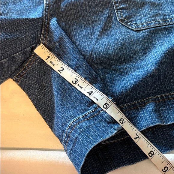 Faded Glory blue denim shorts with stretch. Sz 14. - Picture 4 of 7